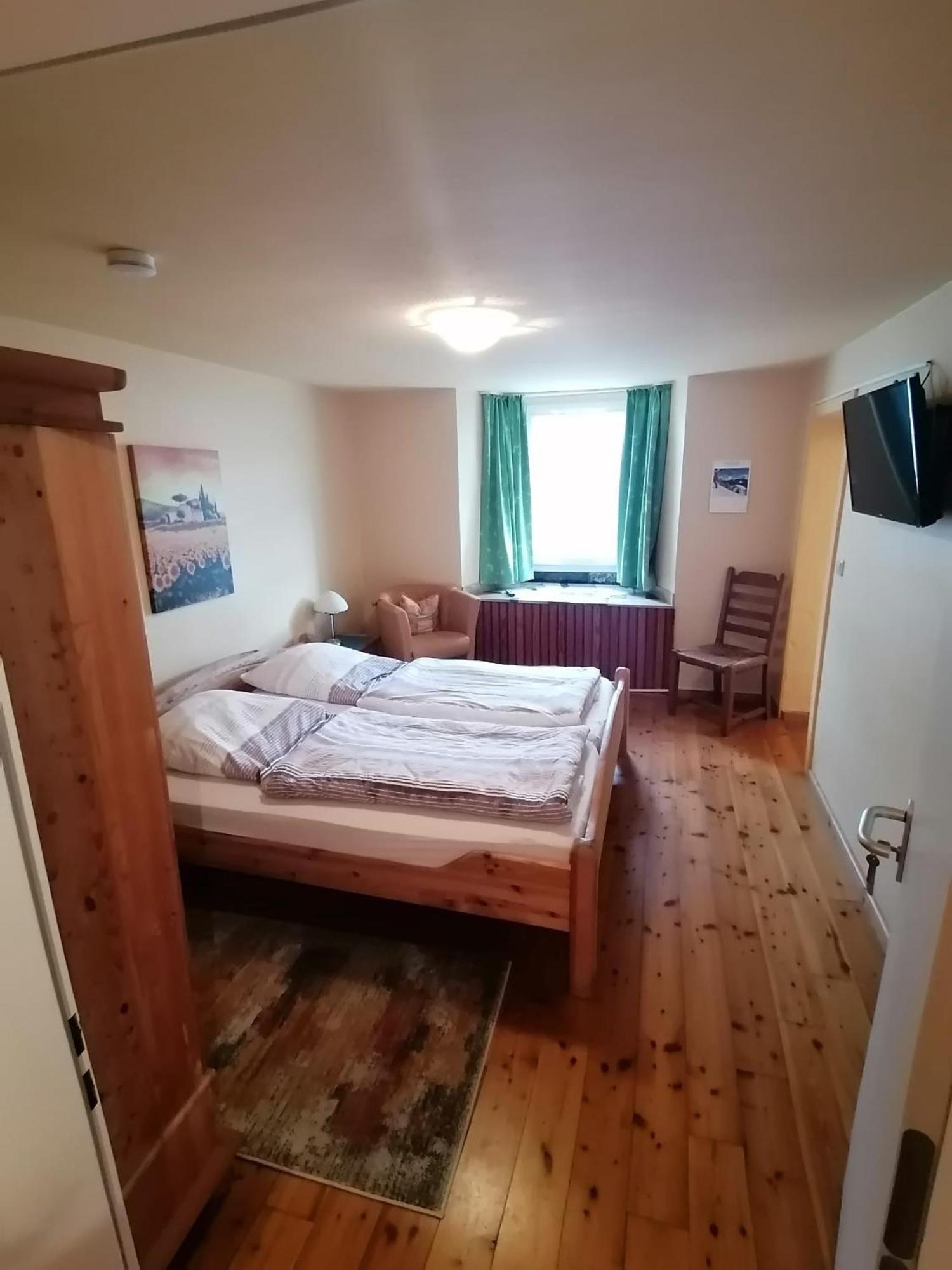 Gasthuis Gaestehaus Burg Molbach 3*